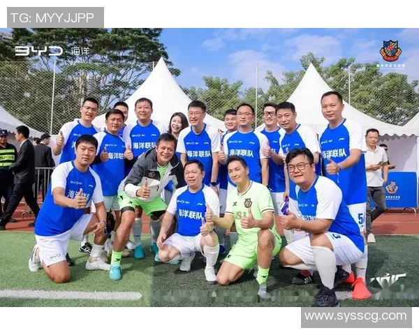 香港足球明星队精彩瞬间集锦展现球场风采与团队精神